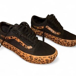 Vans Old Skool Platform Leopard/Black Size W9 M7.5